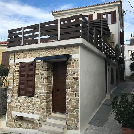 فيلا كارلوفاسيفي Samos Marias' Stone House 1 المظهر الخارجي الصورة